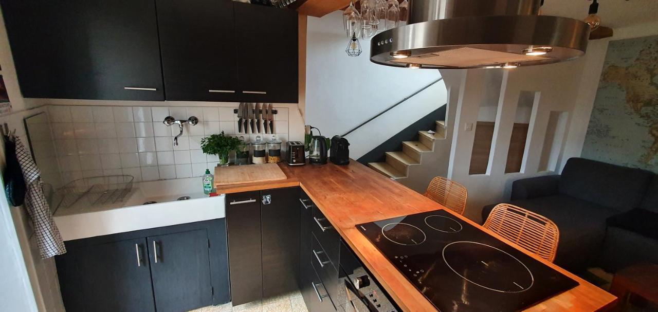 Duplex Avec Spa Et Terrasse En Plein Centre Du Village Saint-Jean-du-Gard Exteriér fotografie